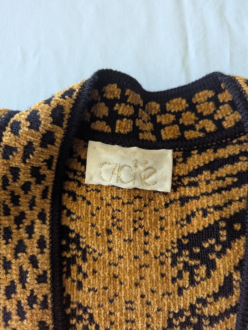 Vintage 90s Tiger Print Long Cardigan With Embroidered Tigers - Picture 7 of 13